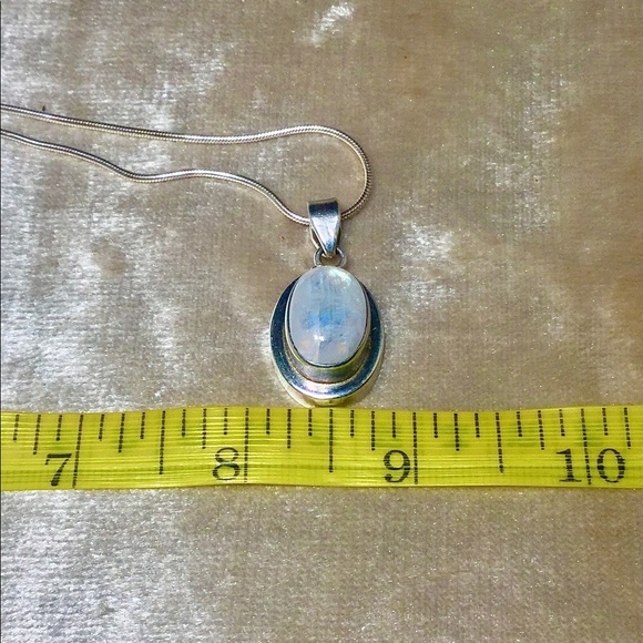 Gorgeous Moonstone 925 Sterling Silver Necklace - Picture 14 of 16